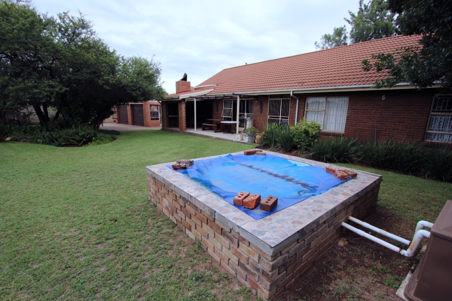 3 Bedroom Property for Sale in Riebeeckstad Free State